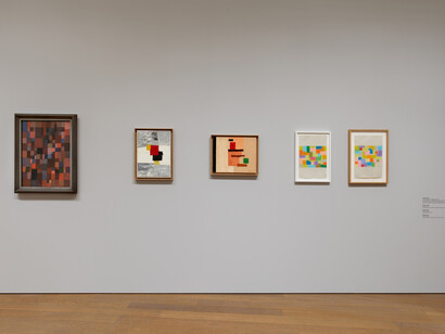 Etel Adnan et les modernes. Courtesy of Mudam Luxembourg