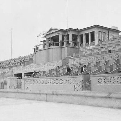 Deutsches Stadion - 1913 -Haupttribüne und Kaiserloge 