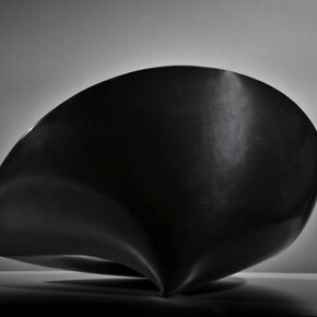 Armen Agop, Untitled, 2010, Bronze, 52 x 37 x 30 cm, edition of 8, Internal Gravity series