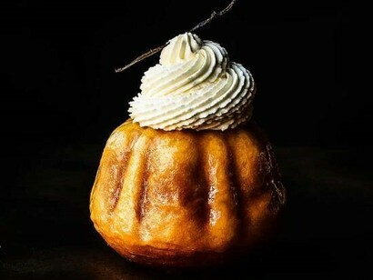 Sei un babà, indica una persona dolce, preziosa, un tesoro