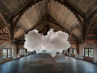 Berndnaut Smilde; Serie «Nimbus»
