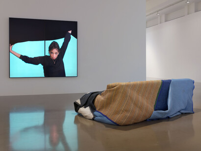 Martine Syms, Loser Back Home, installation view, Sprüth Magers, Los Angeles, June 2–August
26, 2023. Photo by Robert Wedemeyer. Courtesy of the artist and Sprüth Magers, Los Angeles