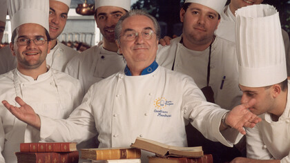 Gualtiero Marchesi and the 'brigata' - Ph F. Cioffi