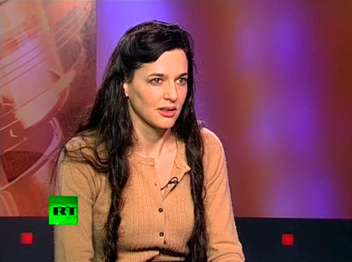 Taryn Simon, Cutaways, 2012, Single Channel Video, 3 minutes, Dimensions Variable, Courtesy of the artist © 2014 Taryn Simon