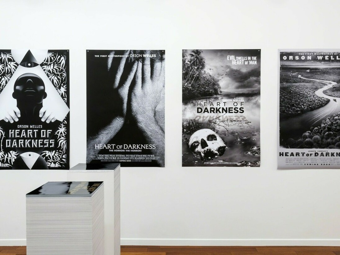 Fiona Banner, Au Cœur des Ténèbres, Exhibition view. Courtesy of mfc - michèle didier