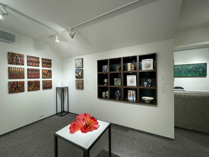 Various artists, Small works. Big impact, exhibition view. Courtesy of Momentum Gallery