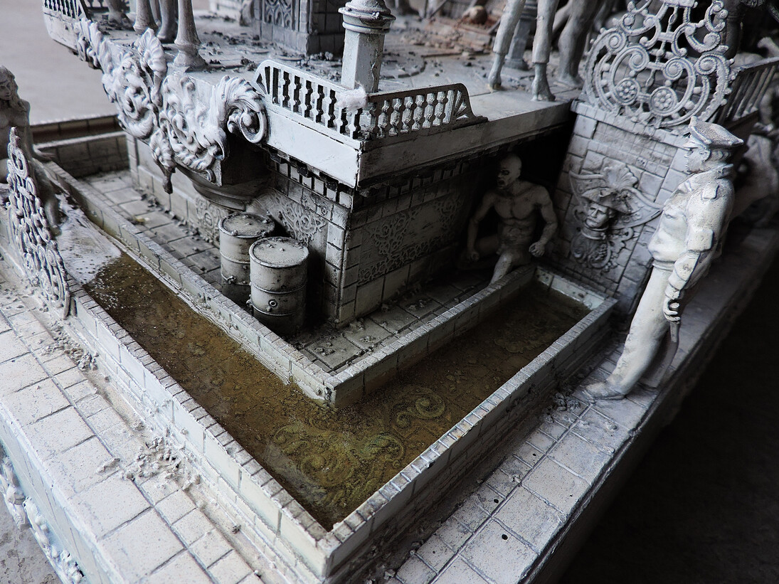 Kris Kuksi, Faux-Patriot Revolution (detail), 2014, mixed media assemblage, 16 x 12 x 21.5 inches