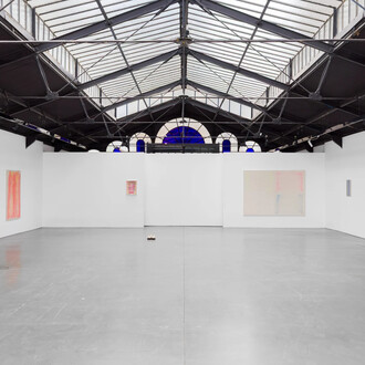 Hannah De Corte, Hypervigilance, exhibition view. Courtesy of Galerie La Patinoire Royale Bach