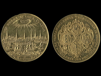 Hamburg 10-ducats, City View Coin, gold coin, Hamburg, 1689 © Trustees of the British Museum