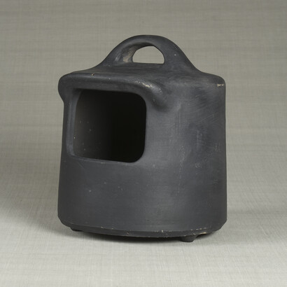 Brazier / Izumo, Shimane / Showa period, 1940s "The Japan Folk Crafts Museum"