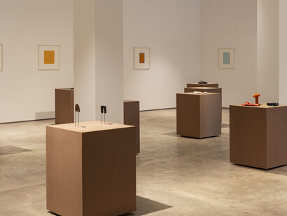 Nicola Durvasula, Abstracts, exhibition view. Courtesy of Galerie Mirchandani + Steinruecke