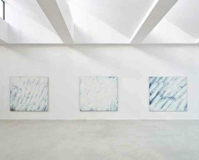 Raimund Girke. Courtesy of Axel Vervoordt Gallery