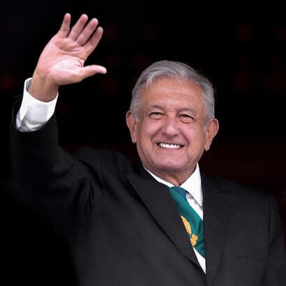 Andrés Manuel López Obrador, político, politólogo y escritor mexicano