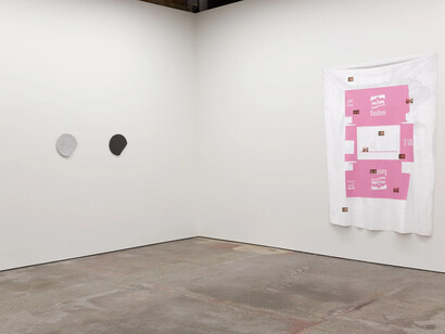 Arch, exhibition view. Courtesy of Sumer Gallery