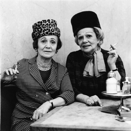 Diane Arbus, Two ladies at the automat, N.Y.C. 1966 © The Estate of Diane Arbus