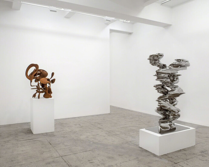 Tony Cragg, Exhibition view. Courtesy of Marian Goodman Gallery