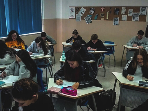 Adolescenti in classe