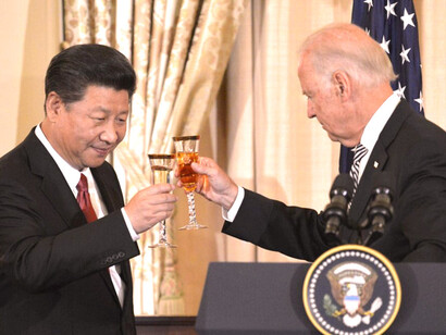 El presidente de la República Popular China en un encuentro con Joe Biden cuando este aún era vicepresidente de los EE. UU.