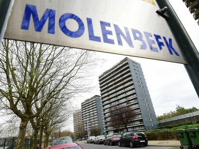Bruselas. Parada de metro en el barrio de Molenbeek