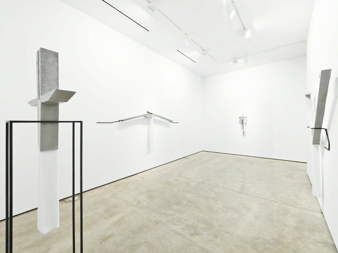 Lucas Simões, Exhibition view. Courtesy of Lora Reynolds