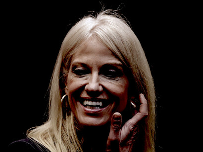 «Los hechos alternativos» con los que Kellyanne Conway inauguraba hace tres años la era Trump ya ni nos escandalizan