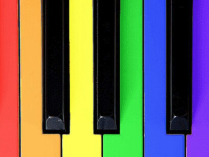 La sinestesia siempre ha tenido un aura de genialidad y de glamour. Muchos grandes artistas, compositores, escritores y pintores han manifestado que ven letras y notas musicales en vivos colores. Música clásica, "Los colores de la música", Buenos Aires, Argentina