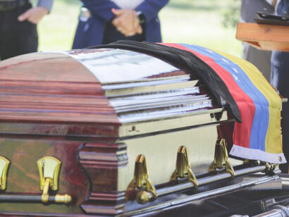 Ataúd donde se encuentran los restos del exmilitar Ronald Ojeda