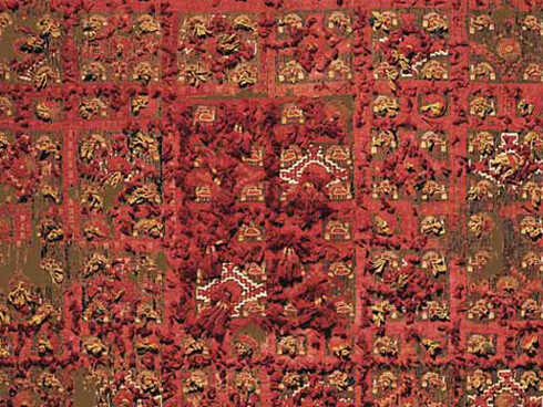 Chimu ceremonial costume. Courtesy of Museo Chileno de Arte Precolombino