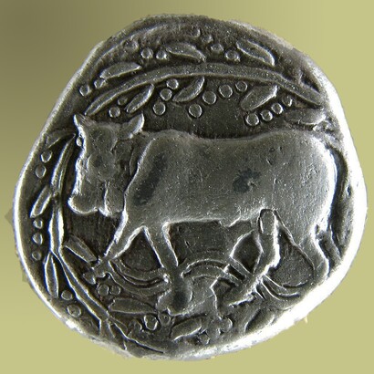 Monete dell'antica grecia, efesto, statere in argento, con toro di creta che cammina in riva la mare, entro ghirlanda d'alloro, 400-360 a.C. circa