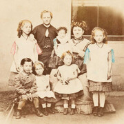 Carte-o-mania! Courtesy of National Portrait Gallery