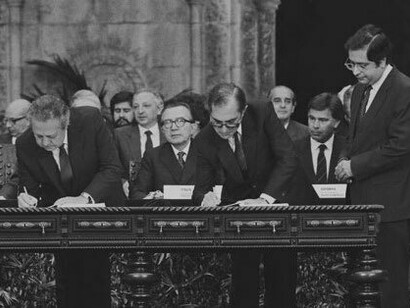 Primeiro-ministro Mário Soares formalizou a entrada do país à CEE, Janeiro de 1986