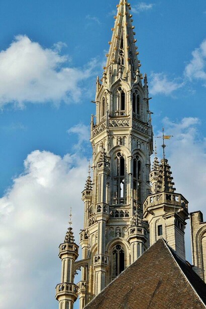 Aguja de la torre del Ayuntamiento de Bruselas