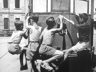 Porto, eléctrico, brincadeira de meninos