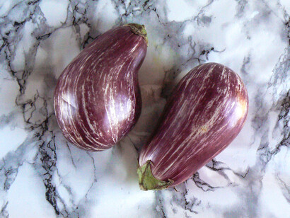 Melanzane viola lunghe