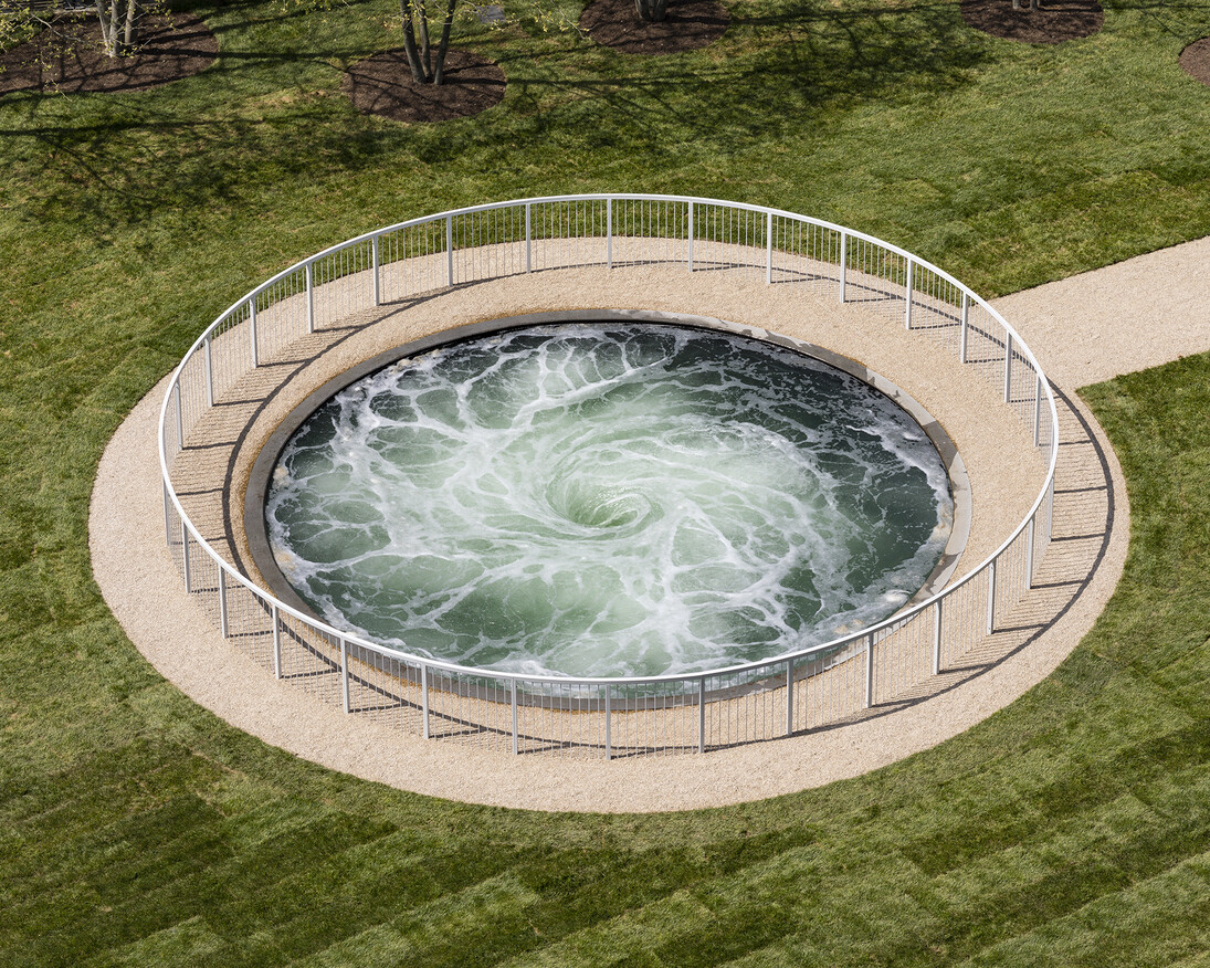 Anish Kapoor. Courtesy of Public Art Fund