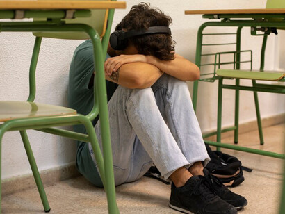 A student experiencing panic during a class session