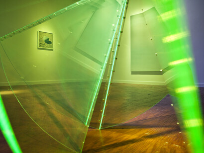 Marta Chilindron. Fluor circle (detail), 2010. Acrylic and plastic hinges, 70” diameter when opened.