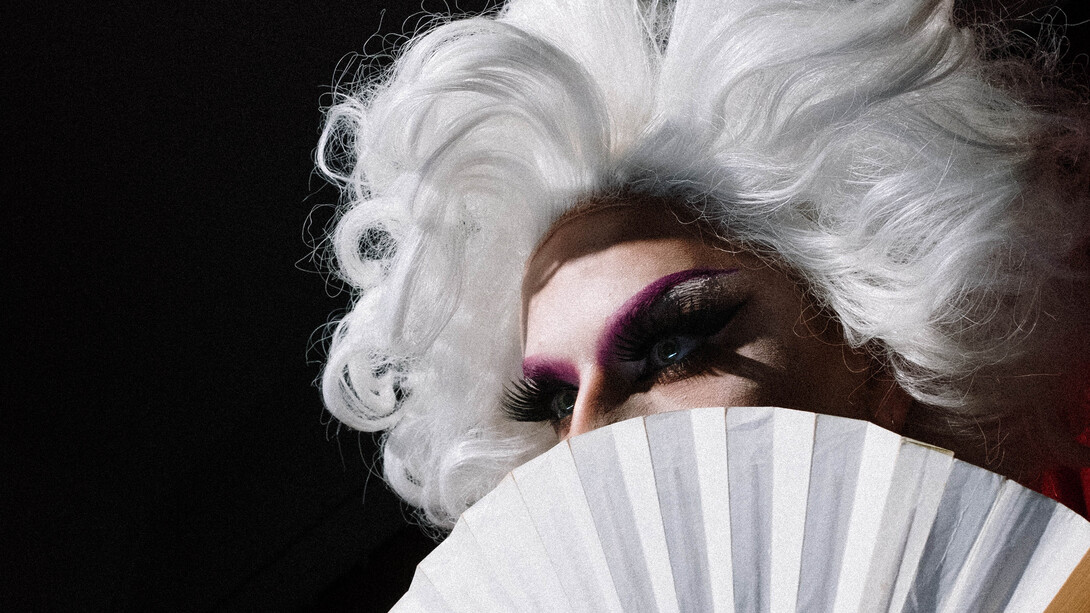 Culture Drag. Au fur et à mesure de mon immersion dans l’univers de la culture drag, j’ai réalisé à quel point les valeurs diffusées, s’entremêlent avec les grands principes de la spiritualité