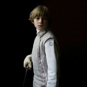 Iwajla Klinke, o.T.(01)Serie Fechter, Pigmentdruck auf Buttenpapier, 2010, 150 x 111 cm