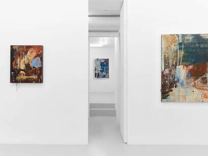 Jo Dennis, Never the straightest path, exhibition view. Courtesy of Belenius