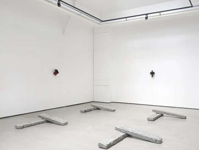 Richard Nonas, vue de l'exposition. Avec l'aimable autorisation de la Galerie Christophe Gaillard