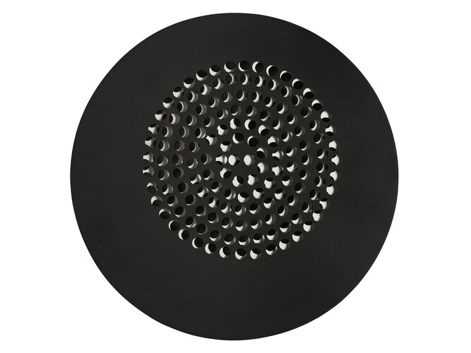 Pol Bury, Punctuation (Ponctuation), 1959, Wood and electric motor, diameter: 70 cm, Private collection, Brussels, courtesy Patrick Derom Gallery, Brussels, © Pol Bury. Photo: Courtesy Patrick Derom Gallery, Brussels 