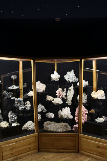 Minerals and Planetarium. Courtesy of Regional Natural History Museum of Plovdiv  