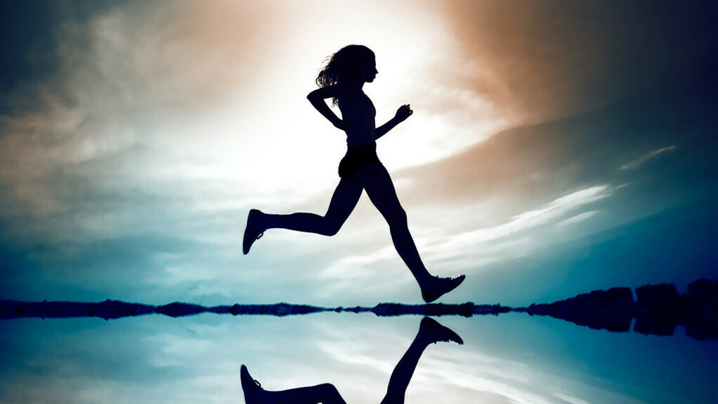 Jogging in riva al mare