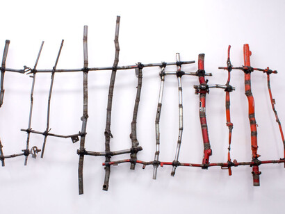 José María Guijarro, Untitled, 1993. Iron, rubber, and wire. 95 x 180 x 5 cm