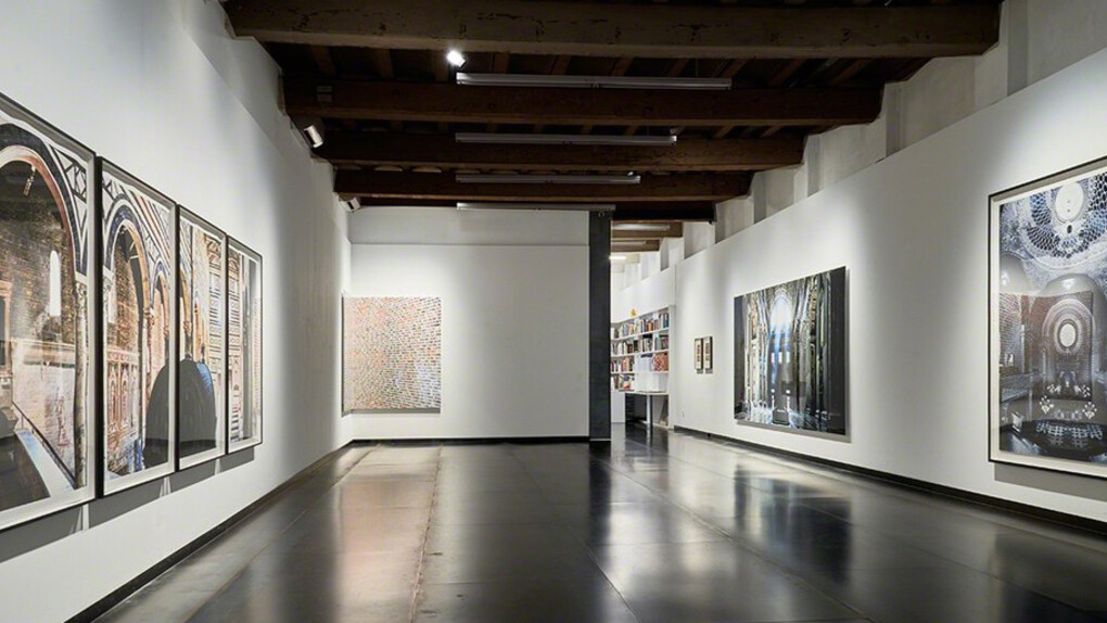 Sacred Spaces. Courtesy of Galeria Senda