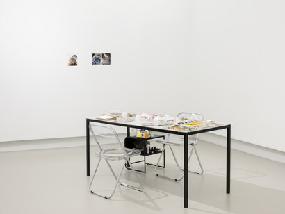 Various artists, Uñas (nails), exhibition view. Courtesy of The Ryder Projects