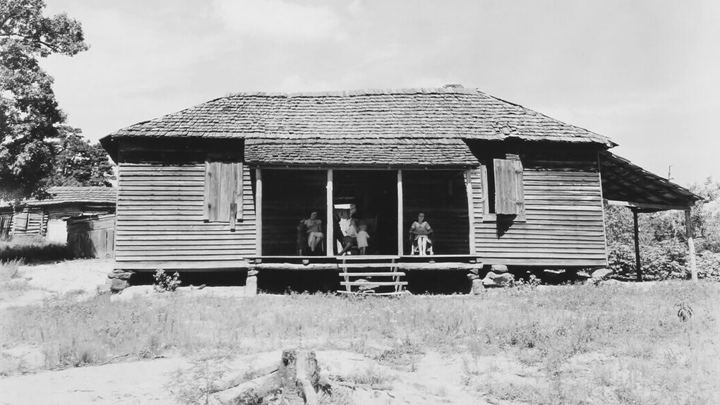 Walker Evans, Home of Floyd Burroughs, a cotton sharecropper, Hale County, Alabama, 1936. Courtesy of Krakow Witkin Gallery