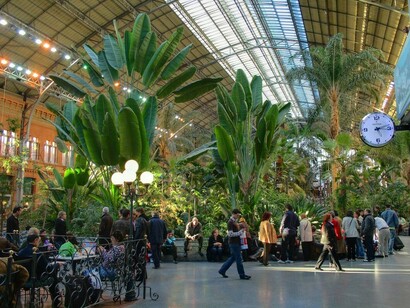 Estación de Atocha, Madrid. Jardín tropical en los antiguos andenes