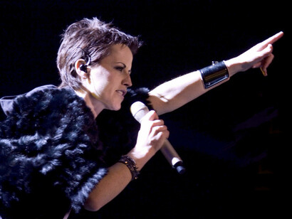 Dolores O’Riordan durante un concerto
